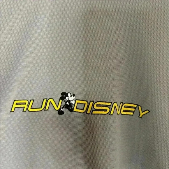 New with tags, men’s size medium Run Disney brand shirt, #B547 - Picture 3 of 5